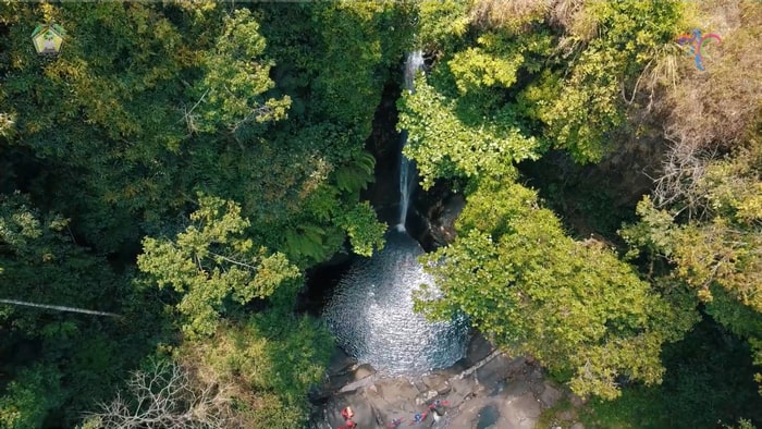 air terjun biroro