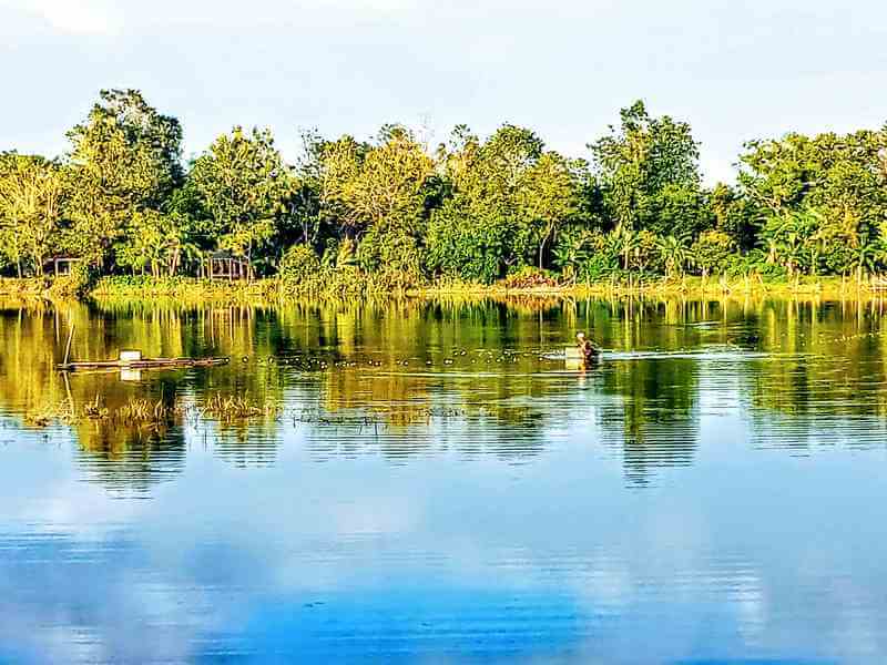 mitos danau mawang