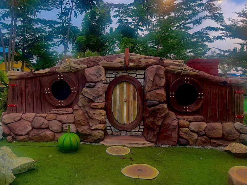 rumah hobbit bollangi