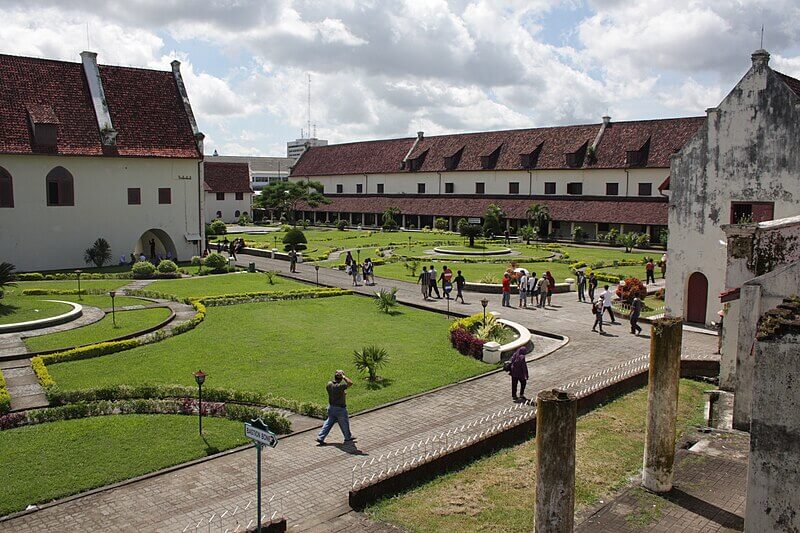 benteng rotterdam makassar (1)